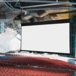 二次升降的电动玻纤拉线投影银幕 SL系列